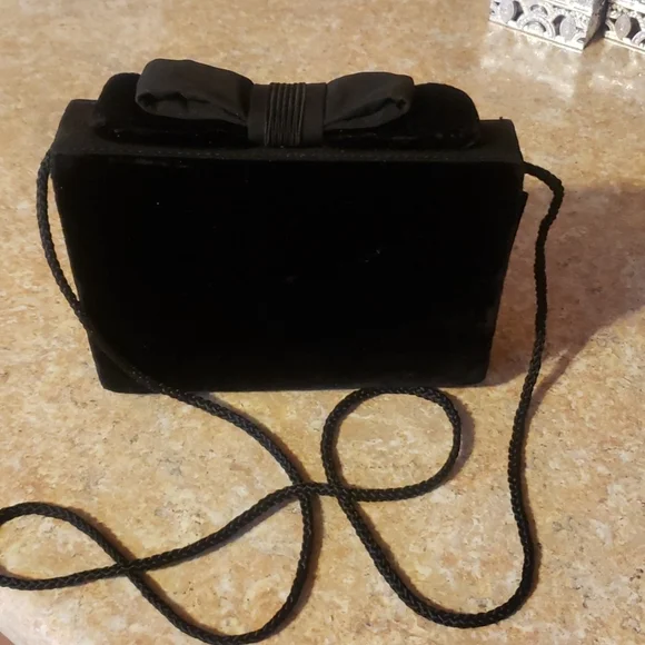 Women's Black Velvet Evening bag 👛 - Picture 1 of 5